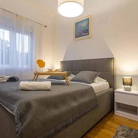 Luxury Poolside Oasis Split Lägenhet Trogir