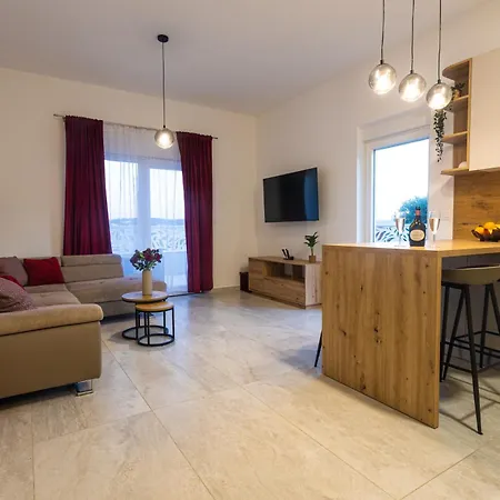 Appartamento Luxury Poolside Oasis Split Traù